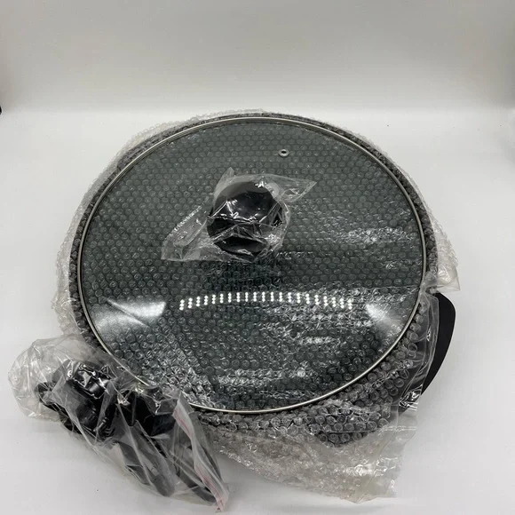 Electric Kitchen Skillet - Picture 2 of 3